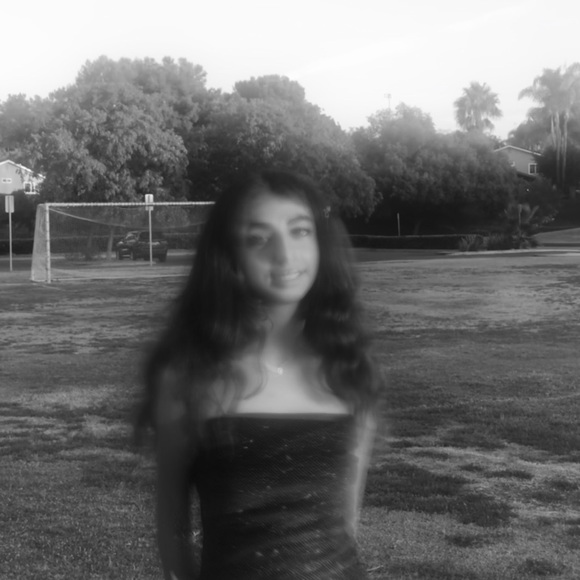 Meet your Posher, Caitlin - Picture 1 of 1